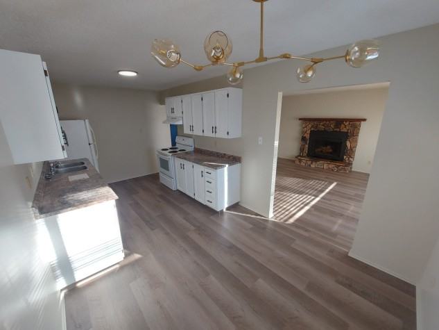 Newly Renovated Duplex, The Ultimate Family Home! - Photo 7 of 20