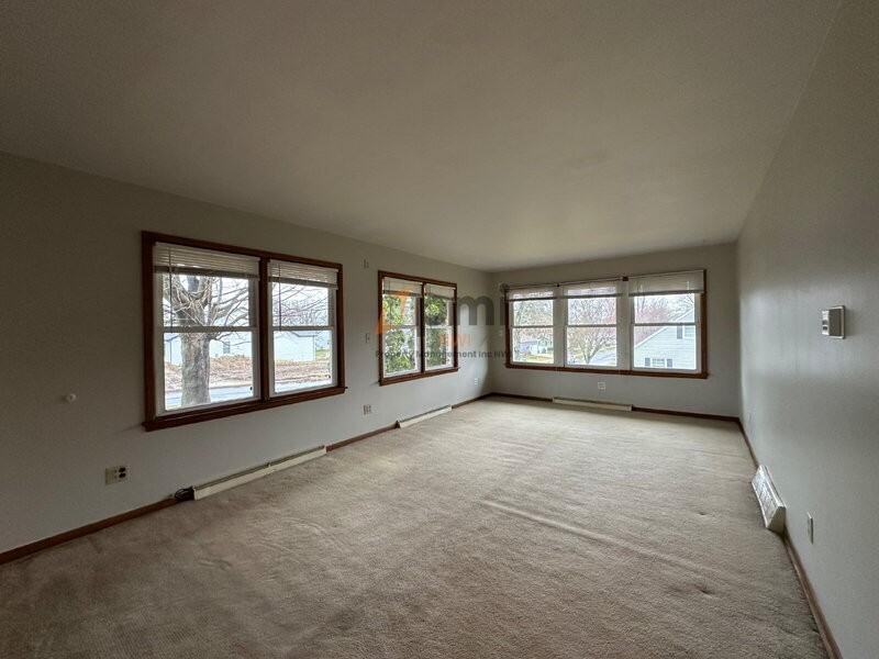 856 Hope St #1 - Photo 4 of 16