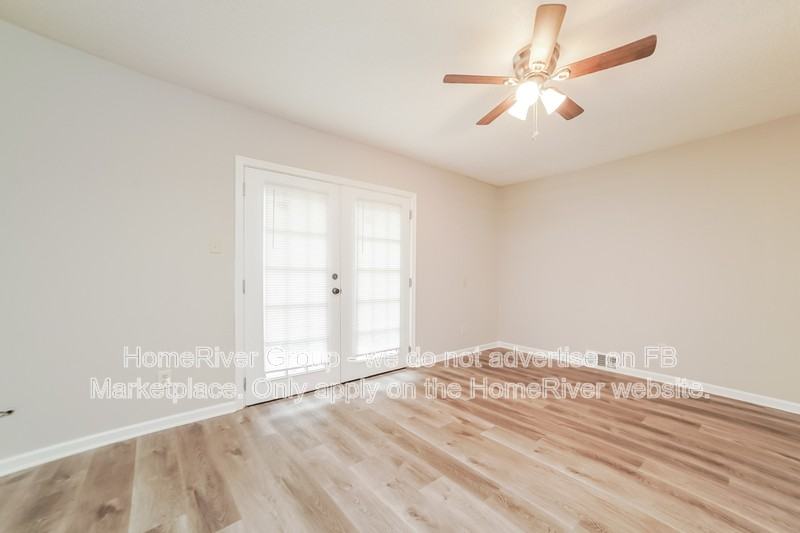 8453 Southaven Cir W - Photo 3 of 19