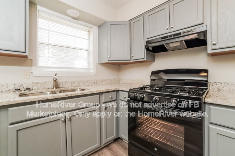 8453 Southaven Cir W - Photo 5 of 19