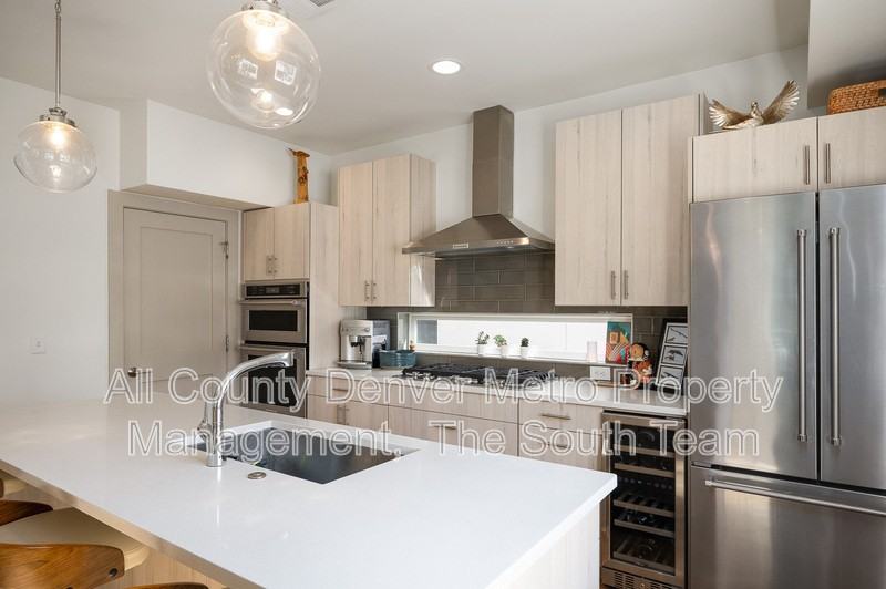 2224 E 21st Ave - Photo 4 of 15