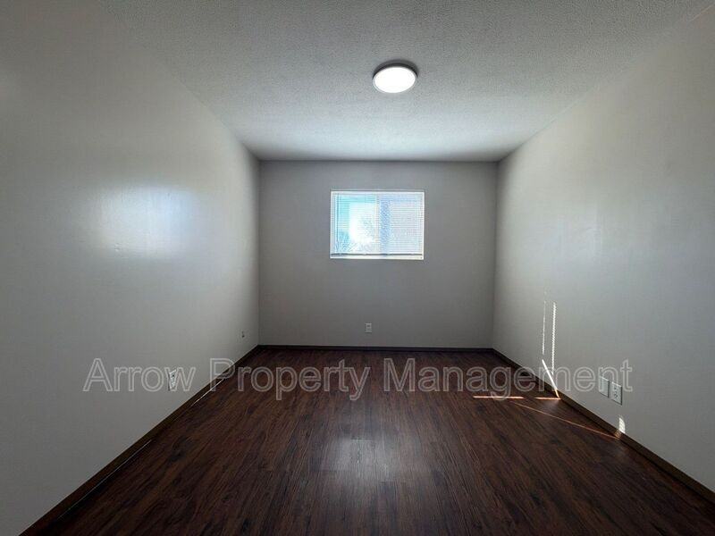 321 Chestnut St #7 - Photo 7 of 10