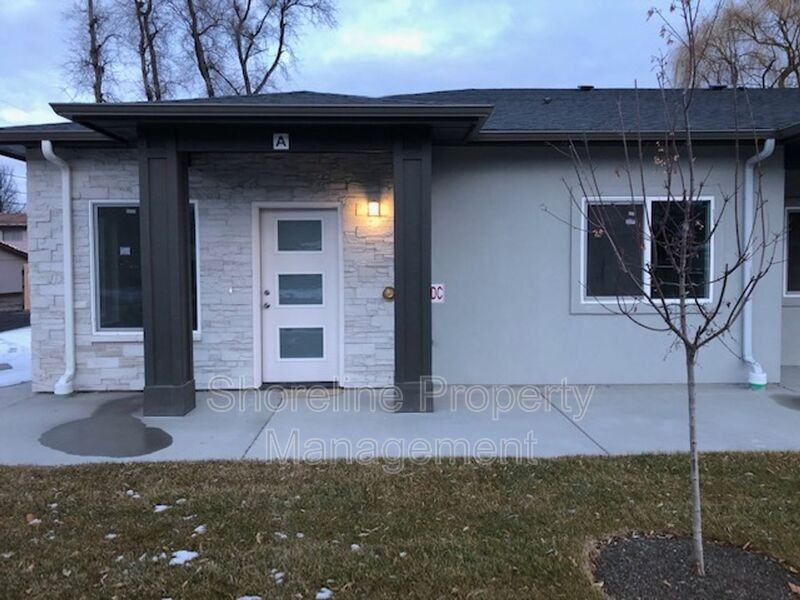 2121 S Montana Ave #C - Photo 2 of 6