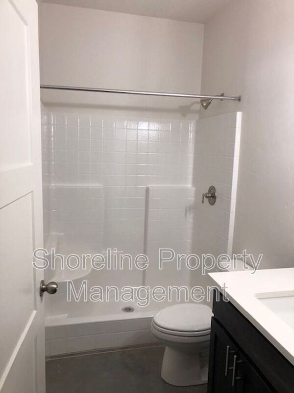 2121 S Montana Ave #C - Photo 3 of 6