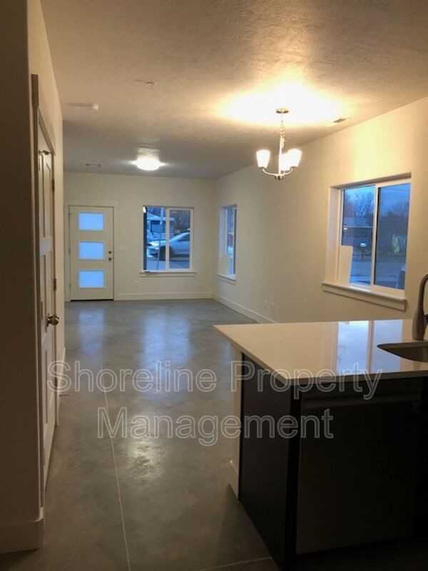 2121 S Montana Ave #C - Photo 5 of 6