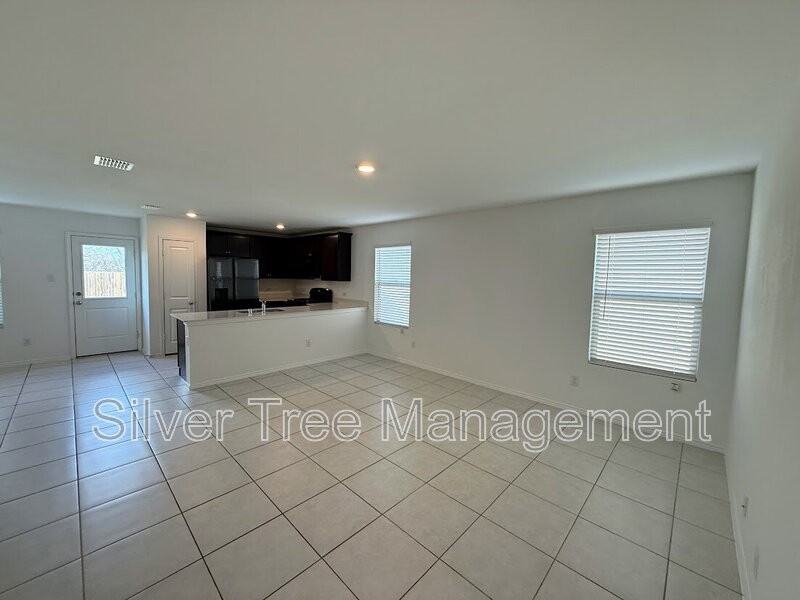 336 Ranchito Pass - Photo 6 of 23