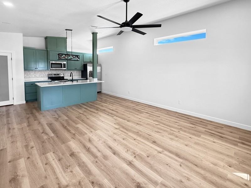 6025 Piper Anne St - Photo 2 of 12