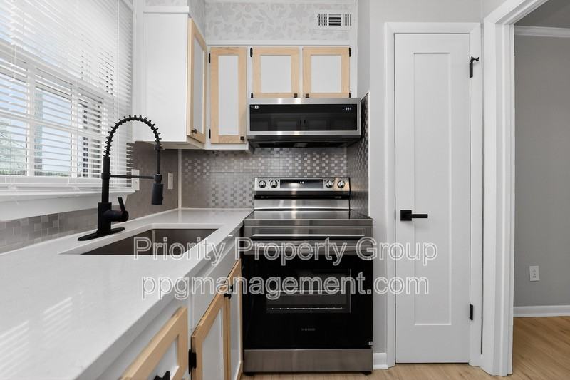4601 Coronado Dr - Photo 5 of 25
