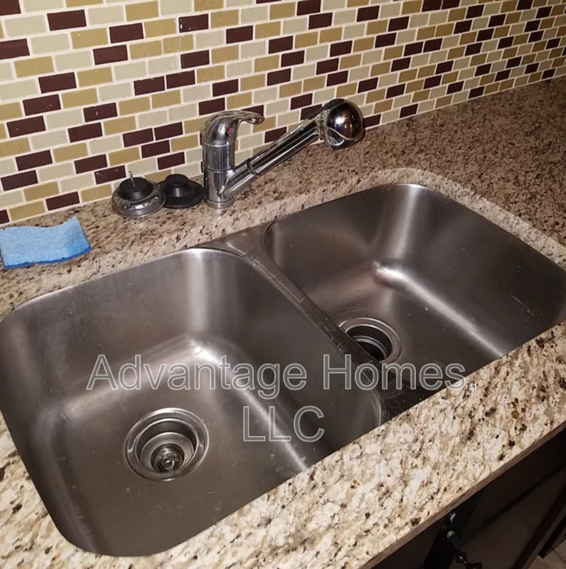 2176 Sw Timbertrace Ln - Photo 3 of 50