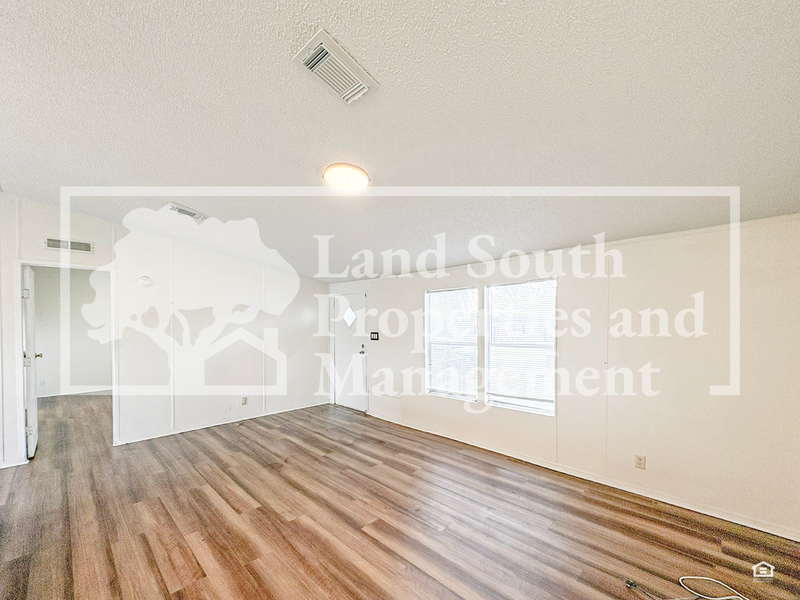 4325 Upper Meadow Rd - Photo 4 of 18