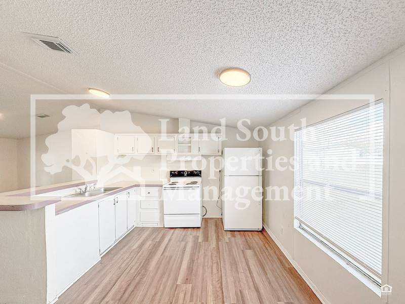 4325 Upper Meadow Rd - Photo 5 of 18