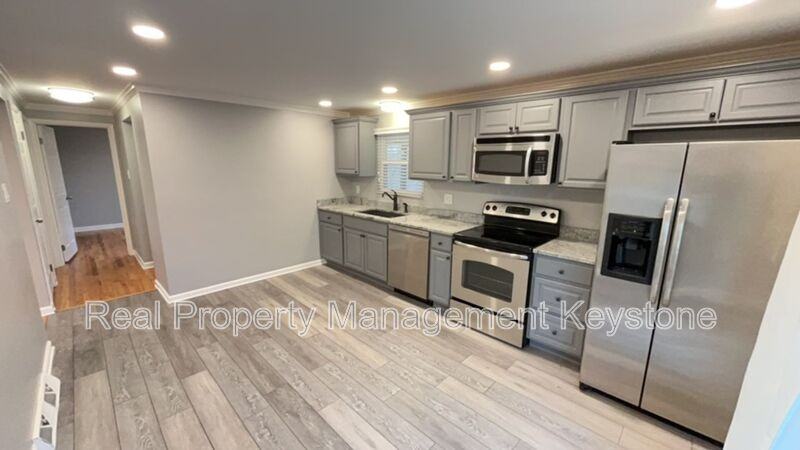 575 Sautter Dr - Photo 2 of 25