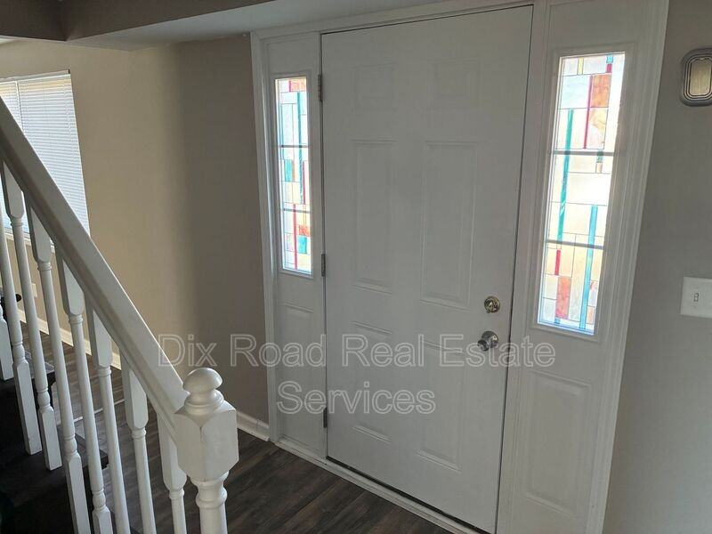 7742 Harshmanville Rd - Photo 7 of 34