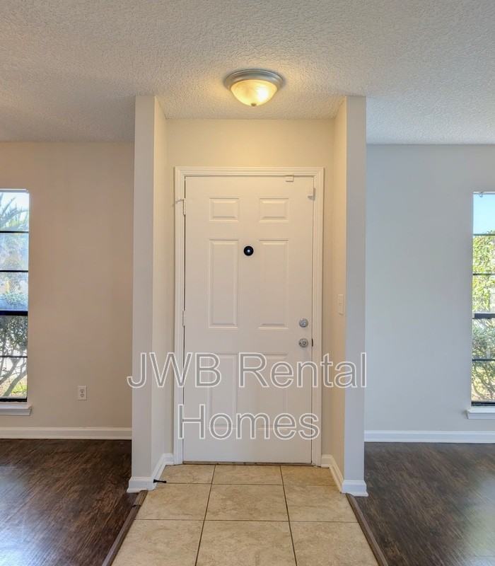 12333 Casheros Cove Dr S - Photo 4 of 23