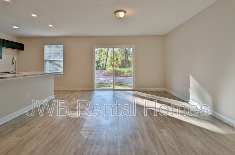 8132 Noroad - Photo 6 of 12