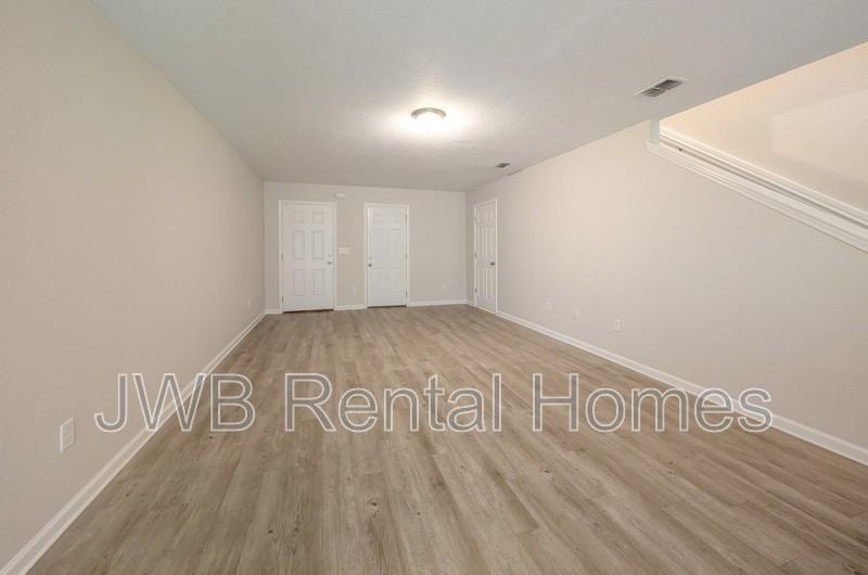 7876 Playschool Ln - Photo 5 of 17