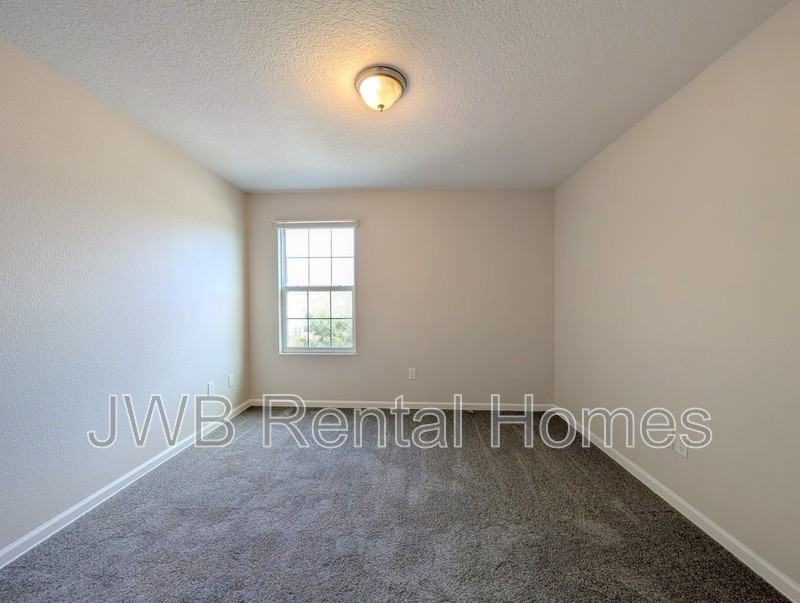 7876 Playschool Ln - Photo 6 of 17