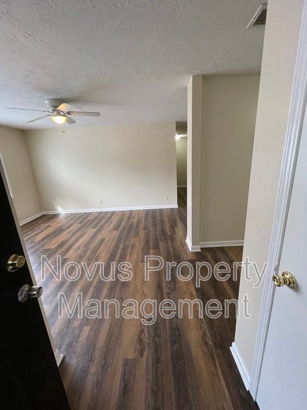 155 Bowen St #15 - Photo 2 of 15