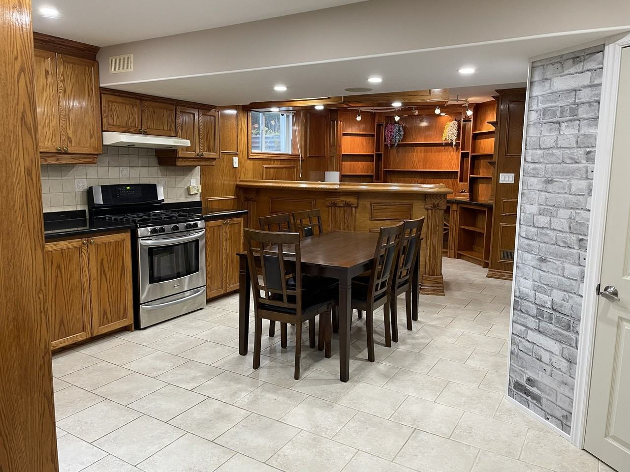 2643 Line 6 - Photo 3 of 10