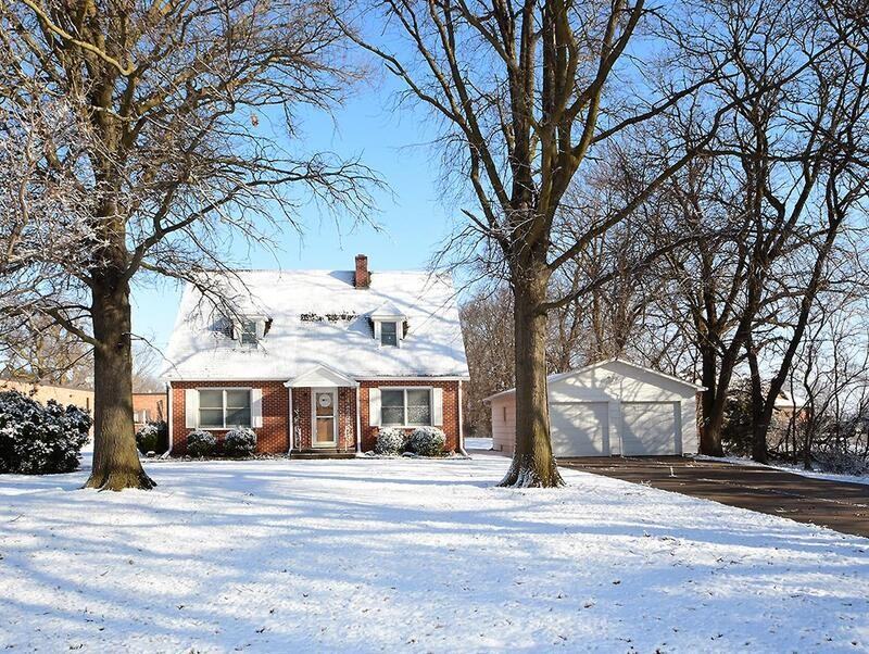 705 E 9th St #705E9thST - Photo 2 of 40