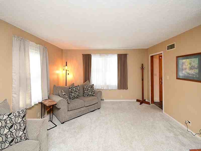 705 E 9th St #705E9thST - Photo 6 of 40