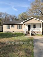 featured image of 1713 Harrell St