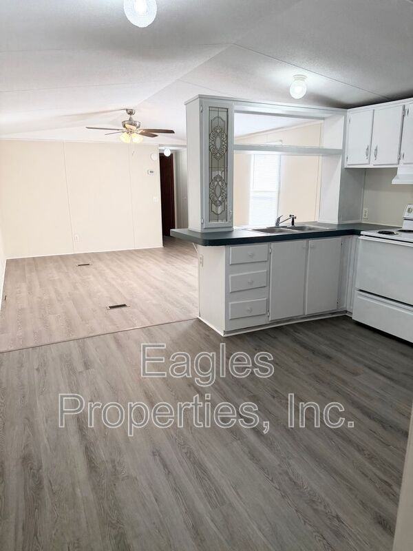 Dennis Dr #227 - Photo 4 of 11