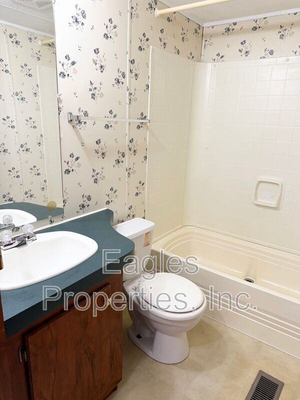 Dennis Dr #227 - Photo 7 of 11