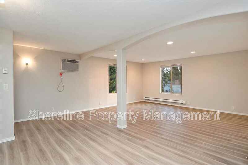 2111 W Brittany Ln #201 - Photo 4 of 42