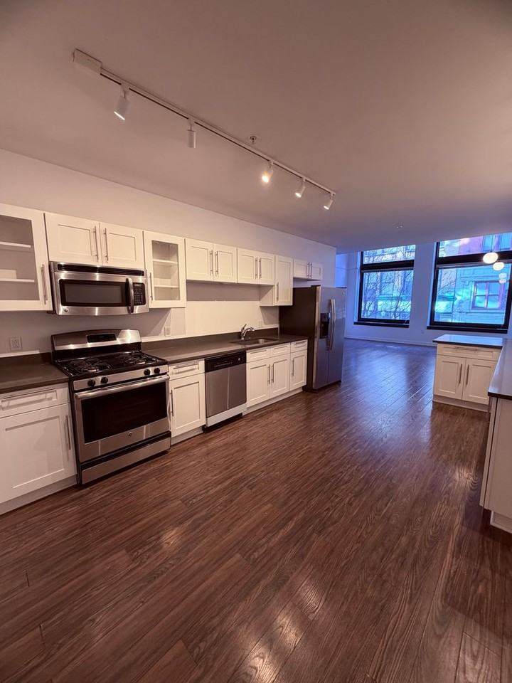 Lando Lofts - Photo 2 of 48