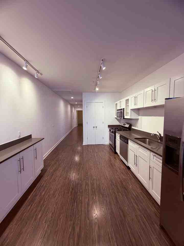 Lando Lofts - Photo 4 of 48