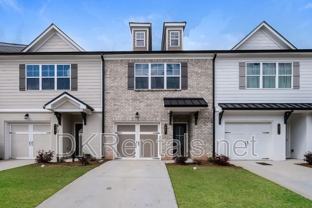 5350 Fox Den Rd - Photo 1 of 1