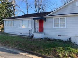 featured image of 352 Adams St