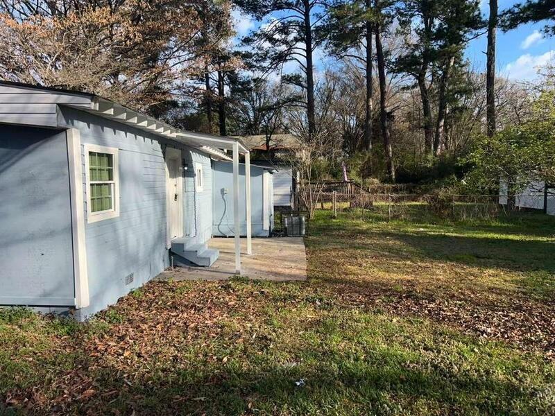 5038 Westbrook Rd - Photo 7 of 29