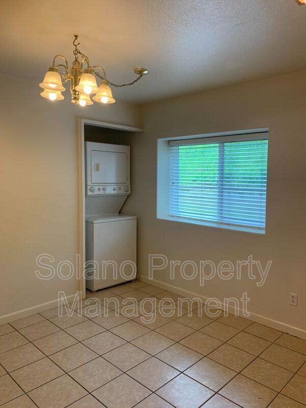 607 E Monte Vista Ave #A - Photo 6 of 11