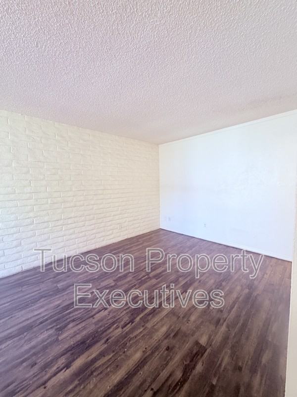 20 N Leonora Ave - Photo 5 of 12