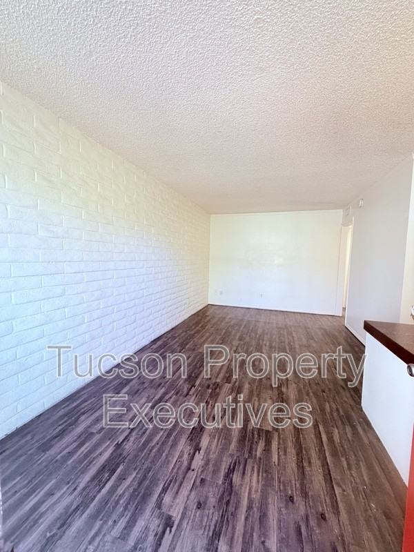 20 N Leonora Ave - Photo 6 of 12