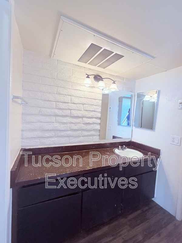 20 N Leonora Ave - Photo 7 of 12