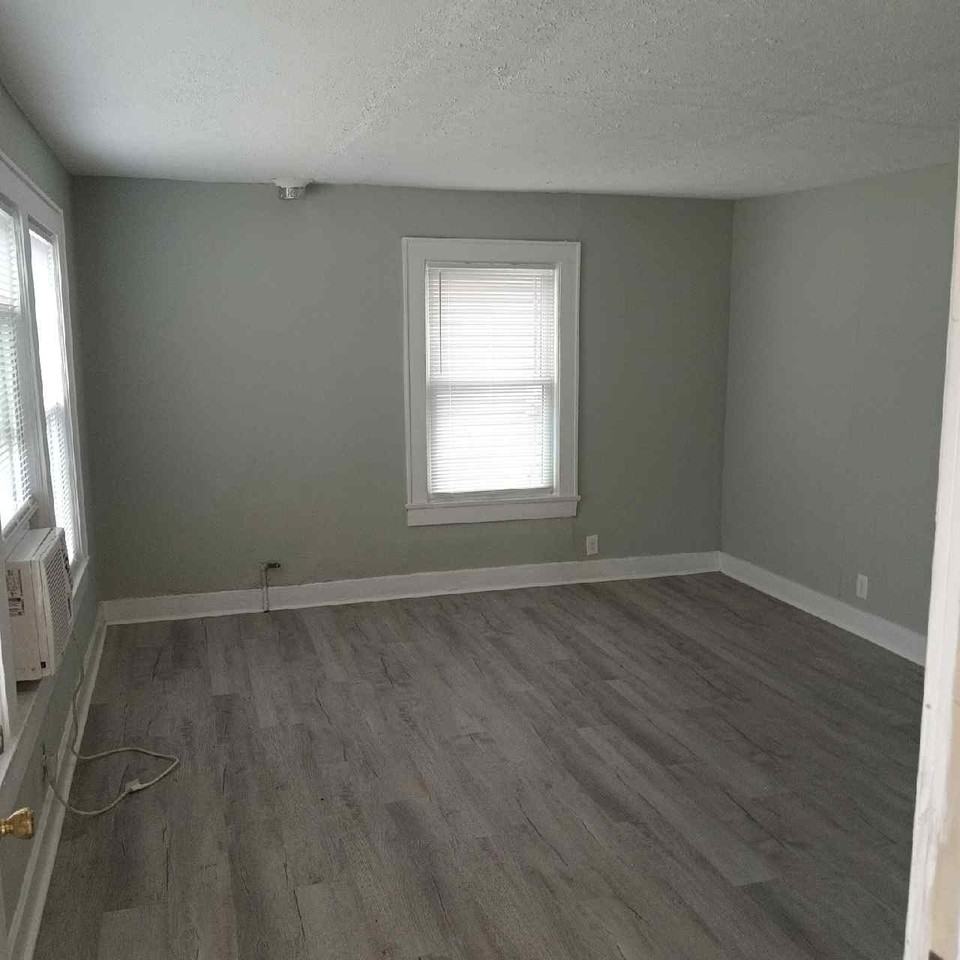 451 Louis Coleman Junior DriveApt 1 #1 - Photo 5 of 18