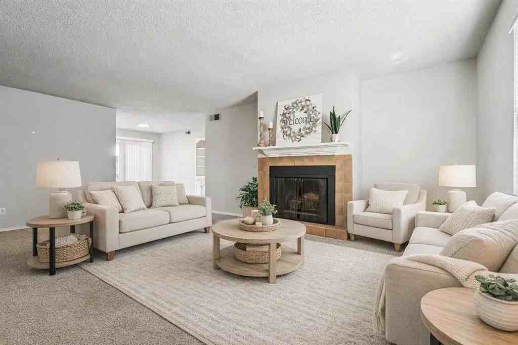 11417 North May Avenue - 1Unit D #1 - Photo 6 of 17