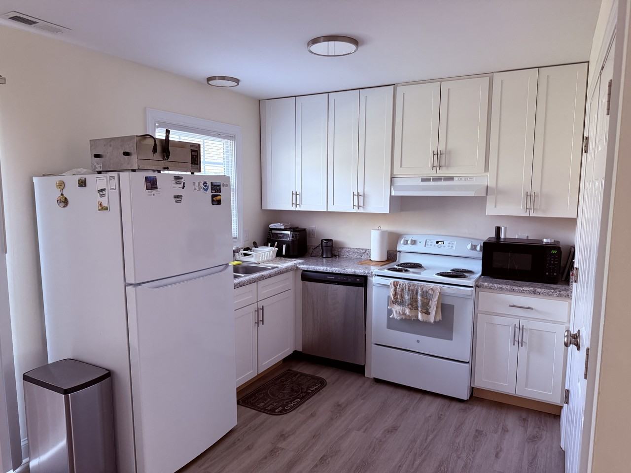 3810 Symi Circle - 1Apt 4 #1 - Photo 4 of 11