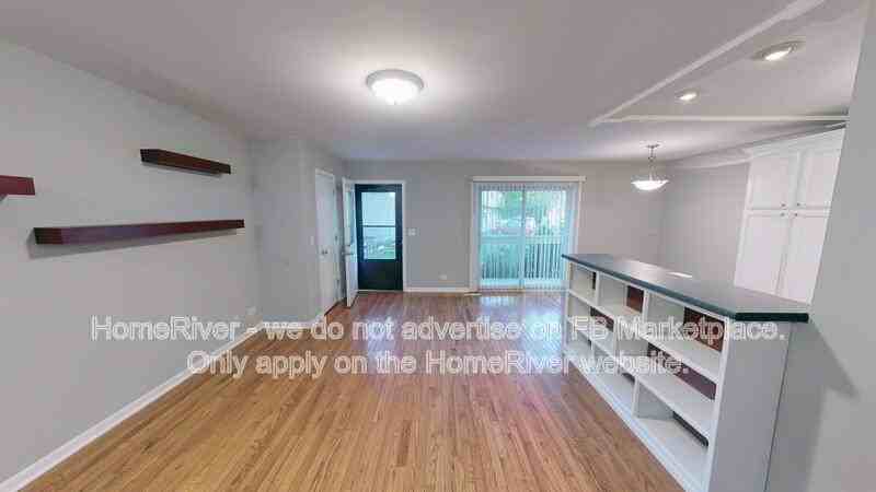 240 Chippewa Ct #B - Photo 4 of 34
