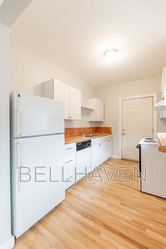 624 W Fort St #102 - Photo 5 of 8