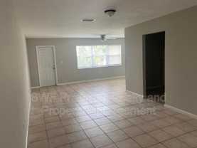 1418 Se 8th Ter #6 - Photo 1 of 1