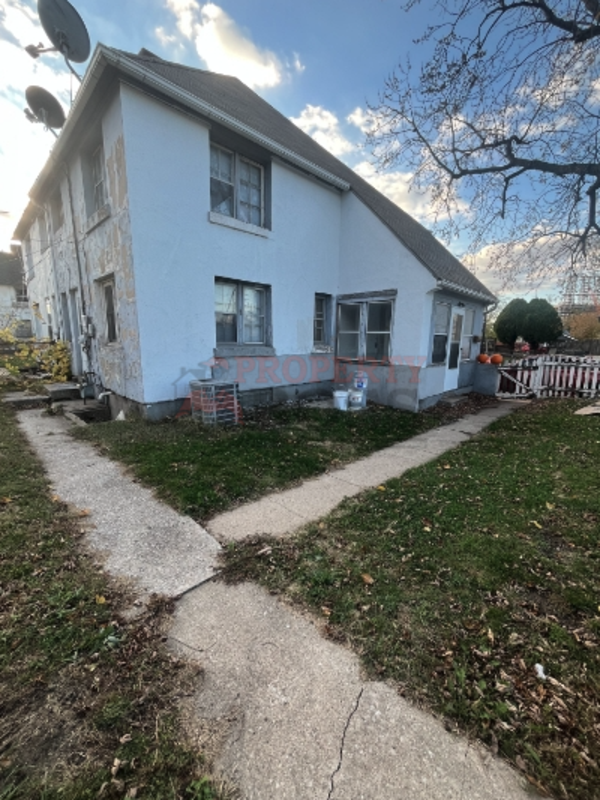 507 School St - Photo 2 of 8