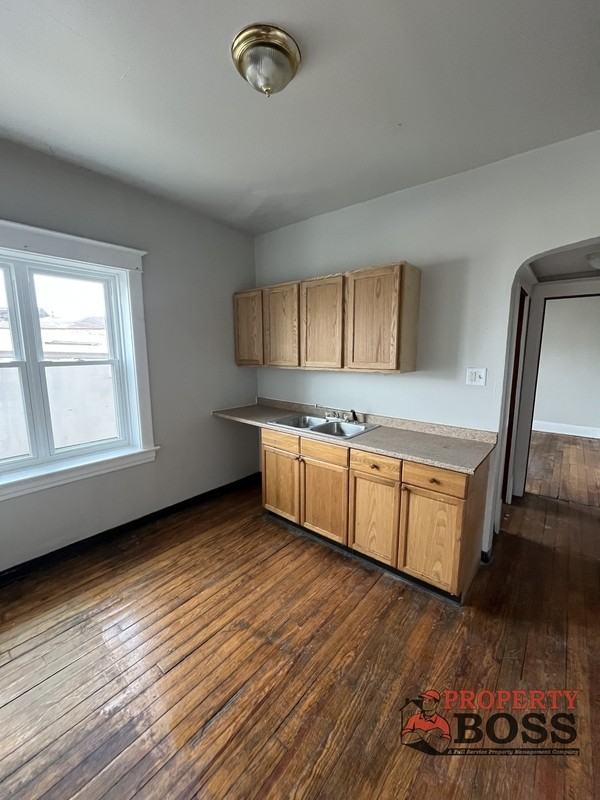 3601 Ivy St - Photo 3 of 5