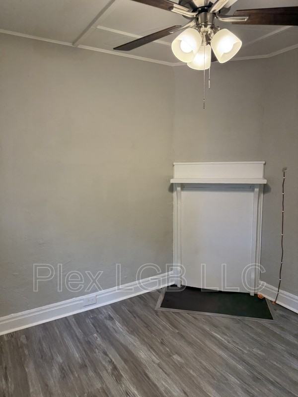 109 Ware St - Photo 2 of 6