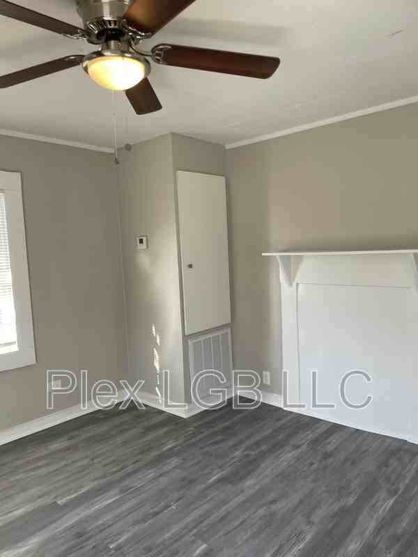 326 Daniel St - Photo 4 of 5