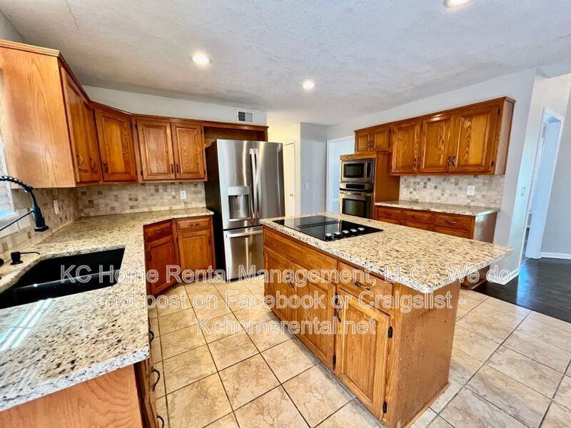 1109 E Sleepy Hollow Dr - Photo 4 of 36