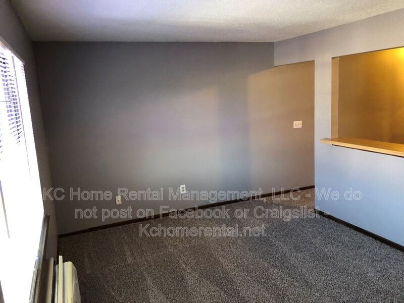 551 N Somerset Ter #E - Photo 2 of 13